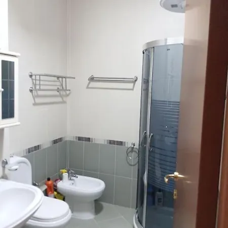 Apartament Pine Tree App 150m By Beach! Golem (Tirana)