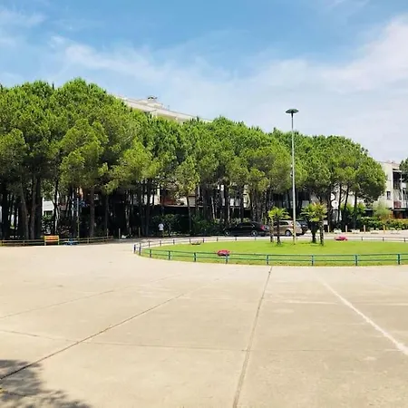 Apartament Pine Tree App 150m By Beach!